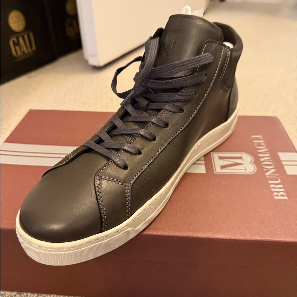 Bruno Magli Men's Dark Gray Leather Sneakers